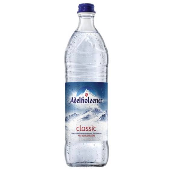 Adelholzener Wasser